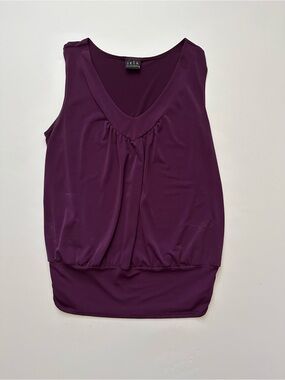 JKLA CALIFORNIA Plum Sleeveless V-Neck Tank Top